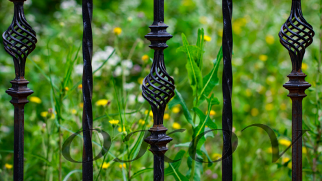 Kovani elementi u uređenju dvorišta